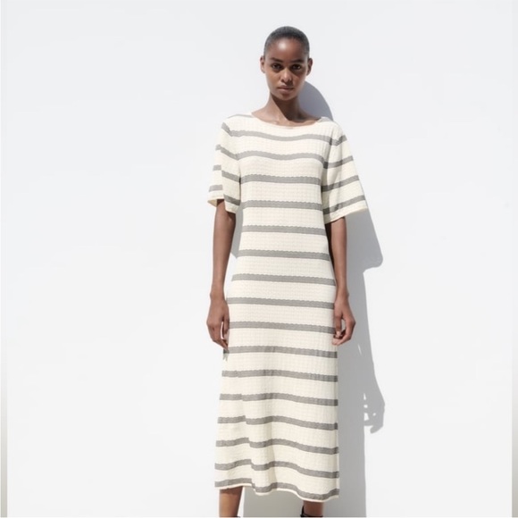Zara STRIPED KNIT DRESS - Picture 4 of 5